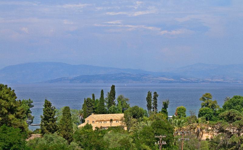 Tina Ξενοδοχείο Limni  Εξωτερικό φωτογραφία